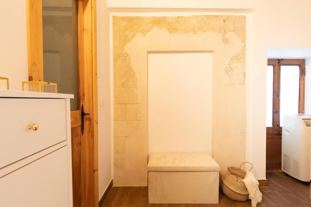 Apartamentos Boutique Hya Toledo Esterno foto