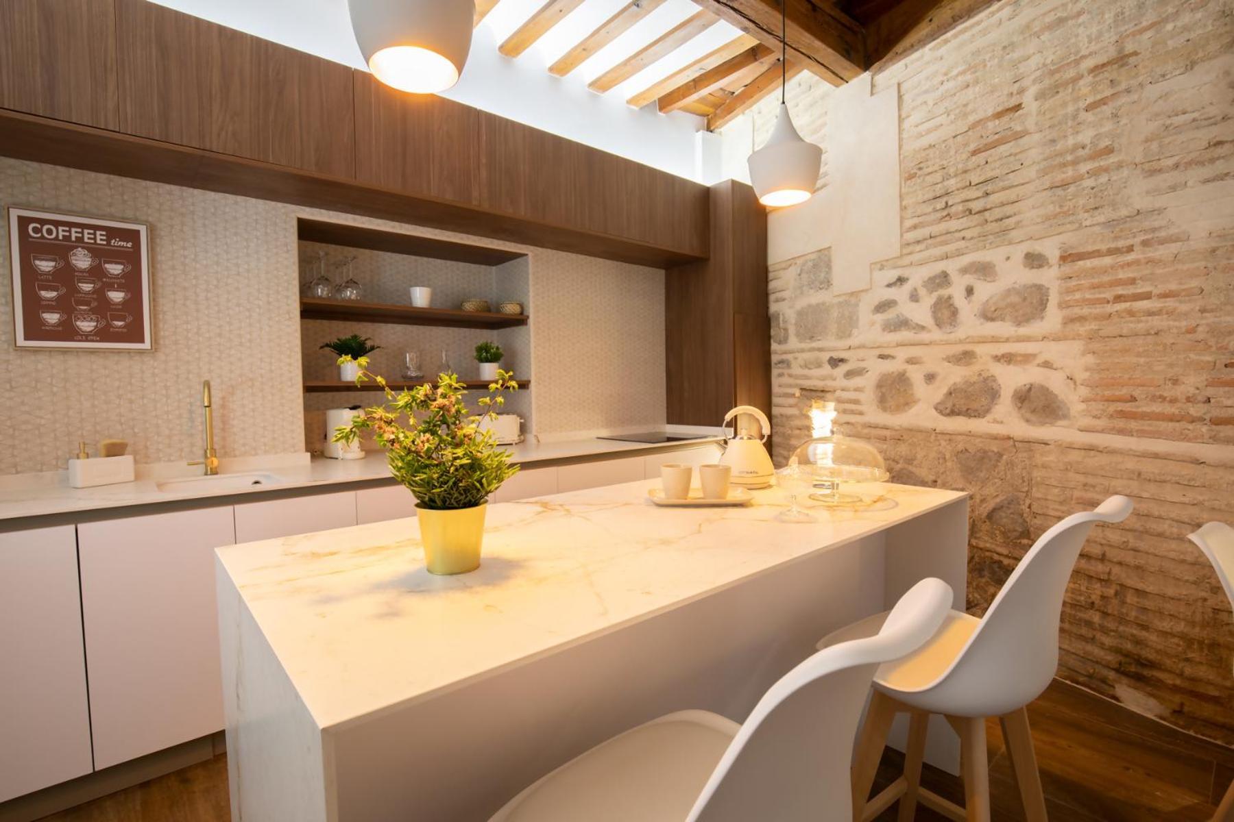 Apartamentos Boutique Hya Toledo Esterno foto